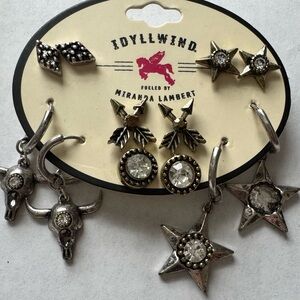 Idyllwind Silver Earring Set